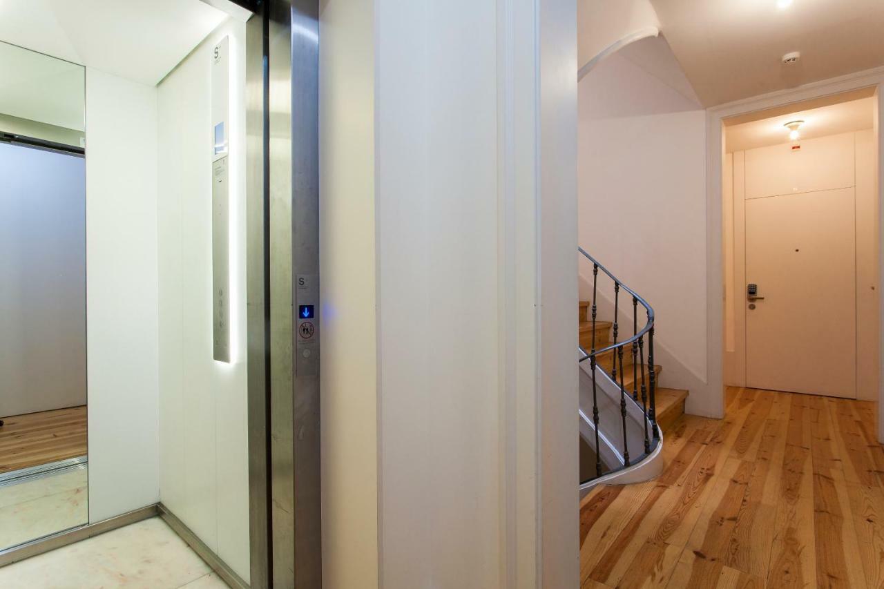 Lisbon Five Stars Apartments Combro 77 Bagian luar foto